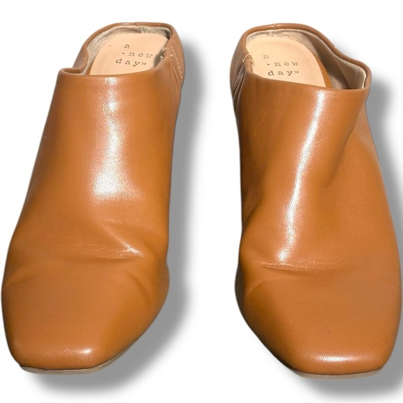 a new day Backless Brown High Heel Slip On Leather Mules with Snakeskin Heel - Picture 2 of 6